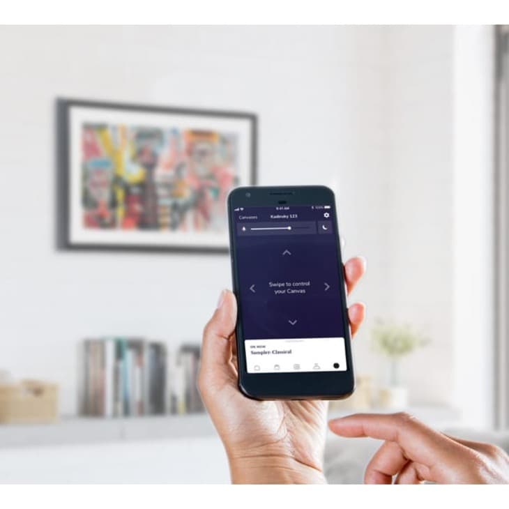 Netgear Meural Canvas II 21.5 inch smart art frame in black 16x24 format