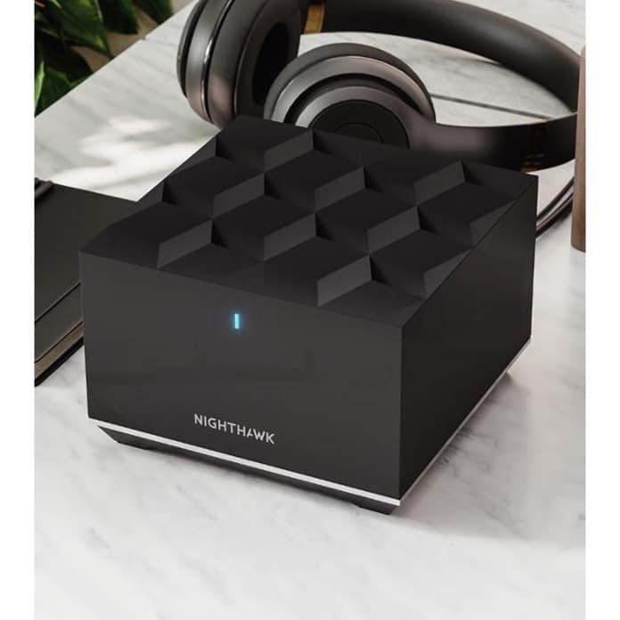 Netgear Nighthawk MK83-100NAS tri-band WiFi 6 mesh router system