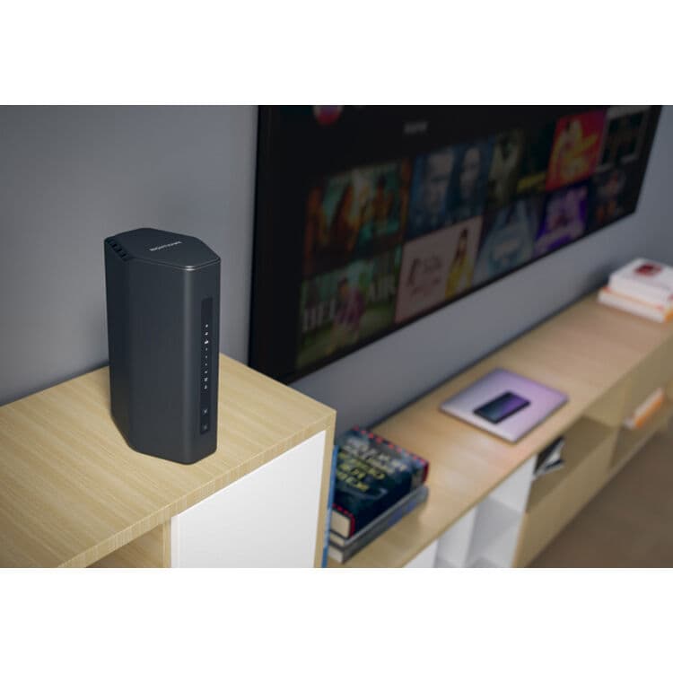 Netgear Nighthawk RS150-100NAS Wi‑Fi 7 router with BE5000 throughput and 3 ports